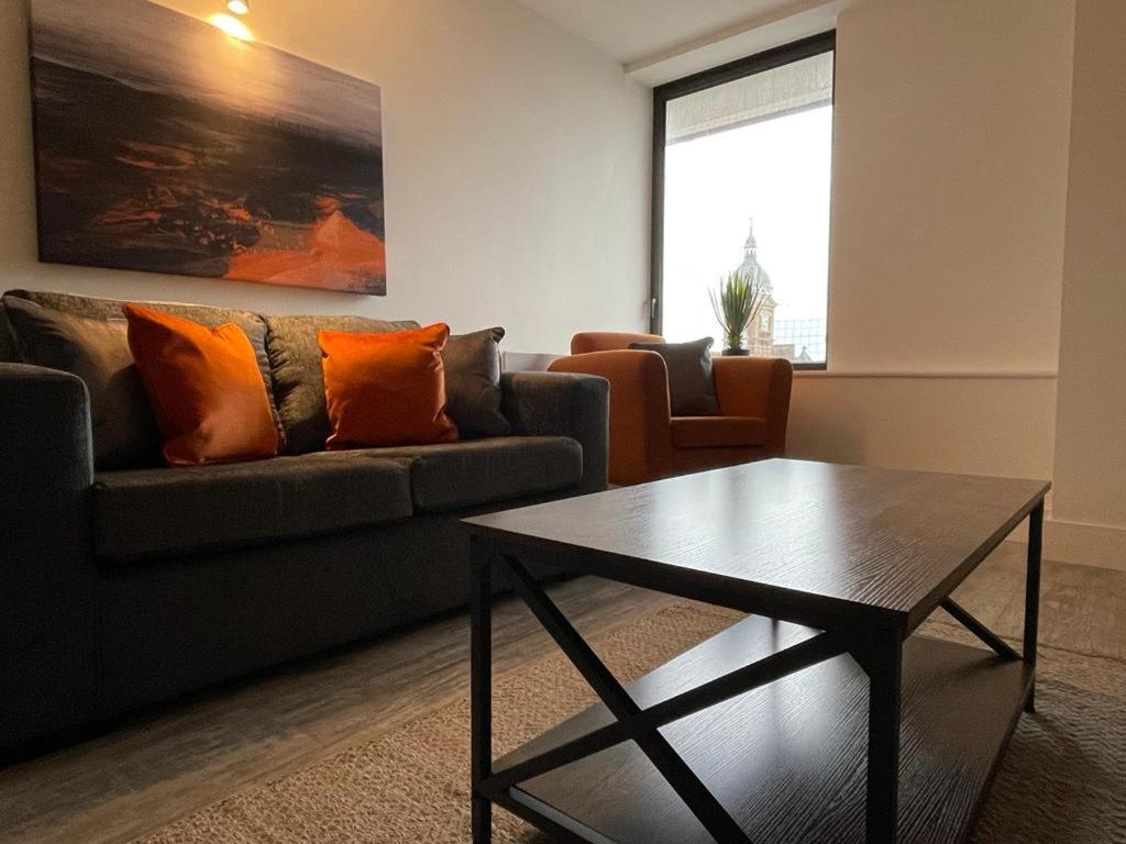 Kingsbridge Point - Cosy One Bed Apartments Near Town Centre, Σουίντον Εξωτερικό φωτογραφία