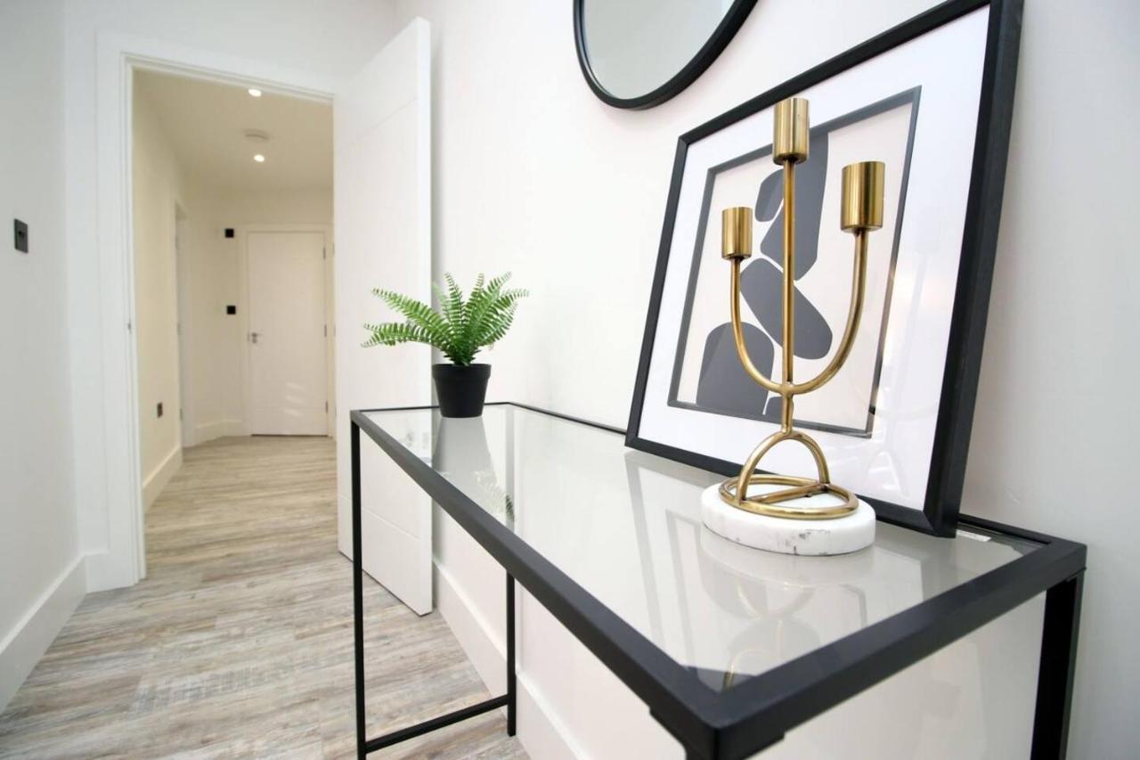 Kingsbridge Point - Cosy One Bed Apartments Near Town Centre, Σουίντον Εξωτερικό φωτογραφία