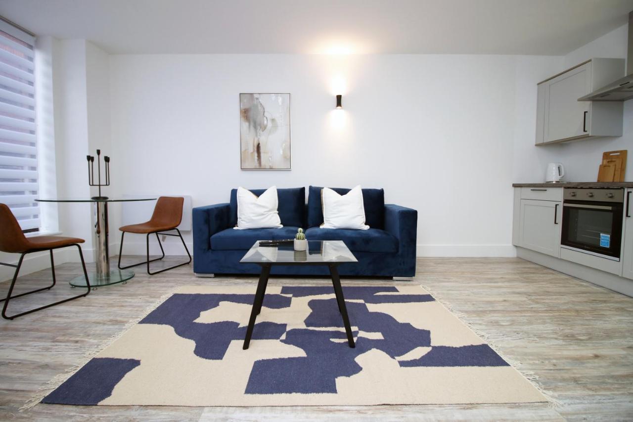 Kingsbridge Point - Cosy One Bed Apartments Near Town Centre, Σουίντον Εξωτερικό φωτογραφία