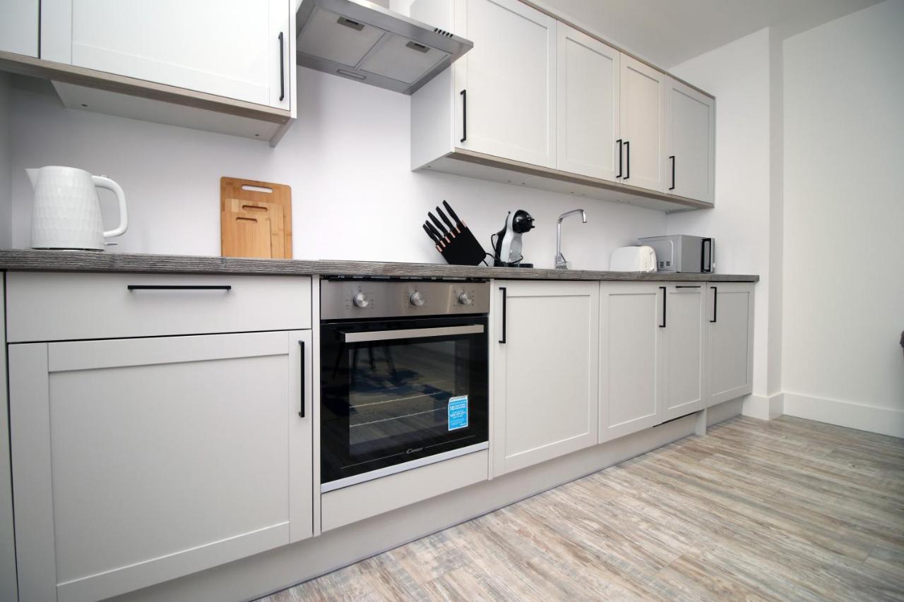 Kingsbridge Point - Cosy One Bed Apartments Near Town Centre, Σουίντον Εξωτερικό φωτογραφία